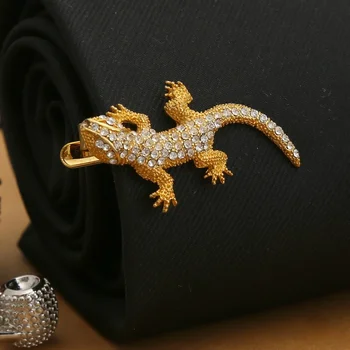Kreatív Gecko tollszem stílusú aranyszínű gallércsipesz Férfi üzleti öltöny nyakkendő-klip Úriember ajándékruházat Ékszer kiegészítők