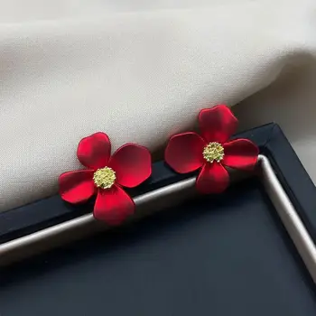 S925 Ezüst tű Senior piros szirmok korongos fülbevaló nőknek Temperamentum aranyos kis virág fülbevaló Női divatparti ékszerek 2