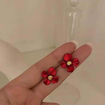 S925 Ezüst tű Senior piros szirmok korongos fülbevaló nőknek Temperamentum aranyos kis virág fülbevaló Női divatparti ékszerek 3