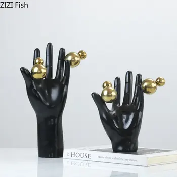 Gyanta szobor kéz tenyér arany golyó kar dekoratív szobor fekete absztrakt kézművesség dekoratív figurák otthoni kiegészítők
