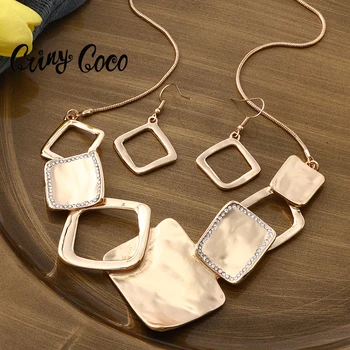 Cring Coco 2024 Új nagy geometrikus medál nyakláncok szett Női fülbevaló ékszer szettek Nyaklánc nőknek Luxus Valentin-nap