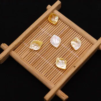 Új természetes sárga kagyló faragott levél medált használnak virágszirmok divatos hölgy karkötő nyaklánc fülbevaló ékszerek készítéséhez